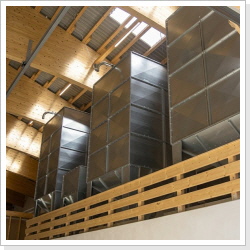 Modulsilo aus Stahl - Stahlinnensilo - Stahlsilo - Getreidesilo - Vierecksilo